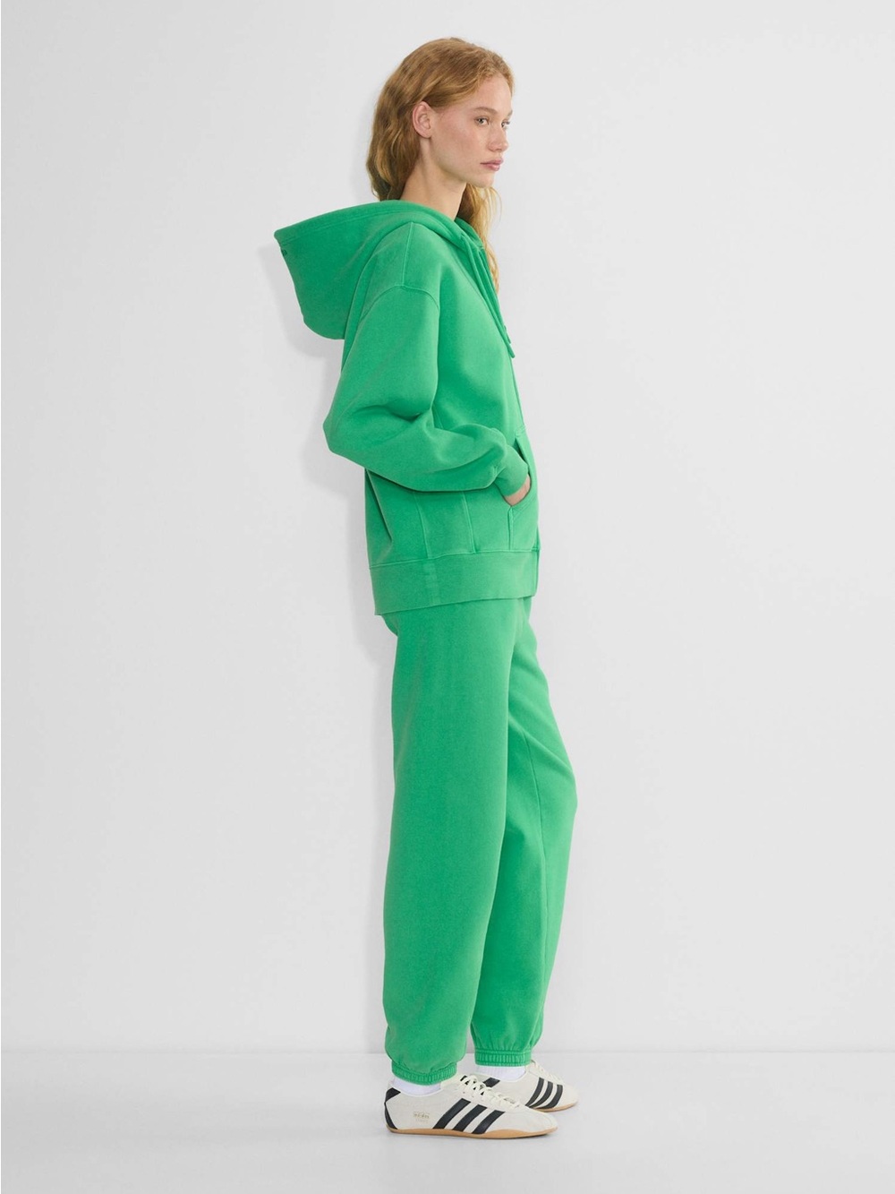Aritzia Tna cozy boyfriend zip up hoodie in faded court green - XL - Picture 2 of 7